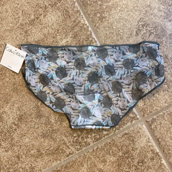 NWT Calvin Klein Underwear S - Picture 4 of 4